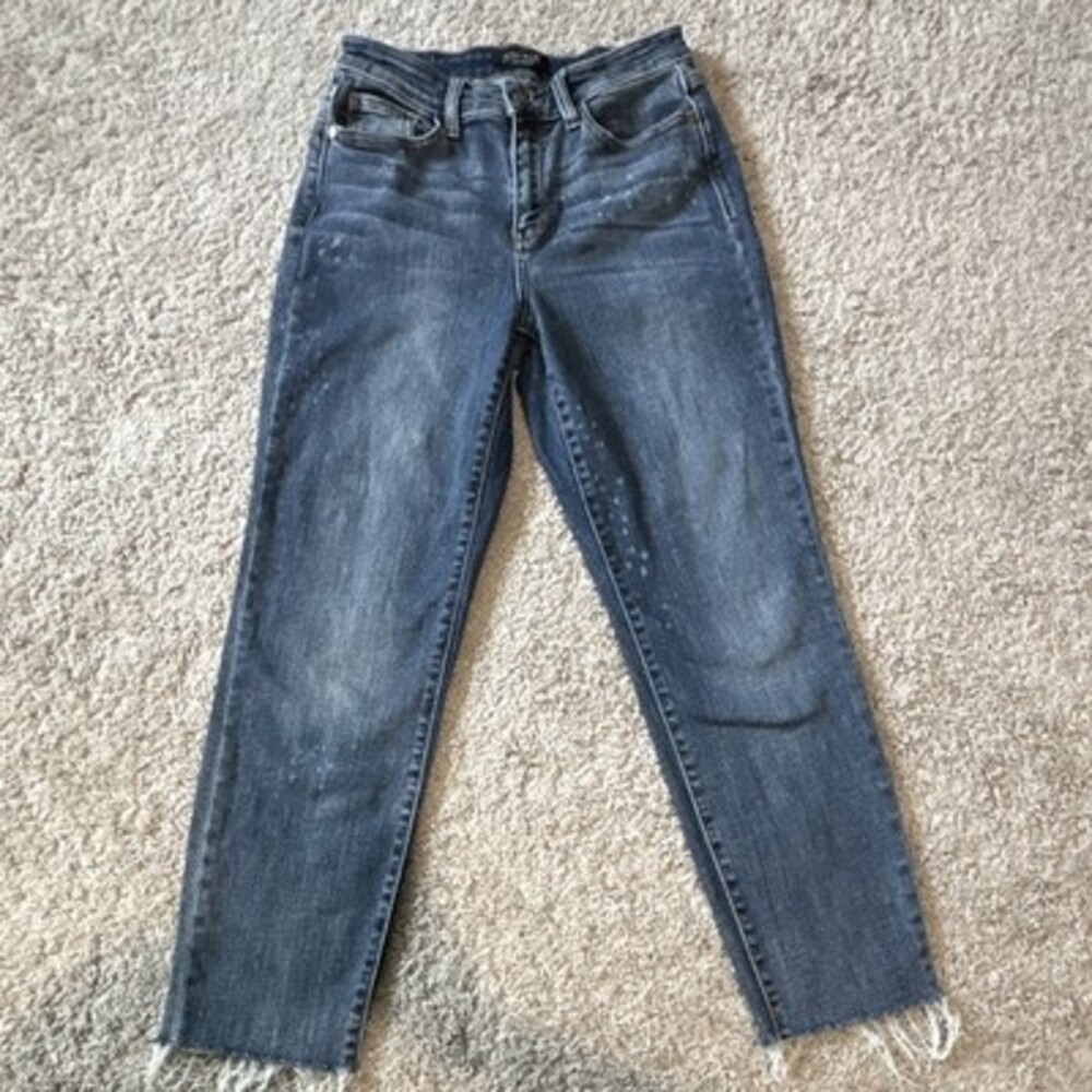 Judy Blue Boyfriend Raw Hem Blue Jeans Stretch Medium Wash 5-Pocket Design